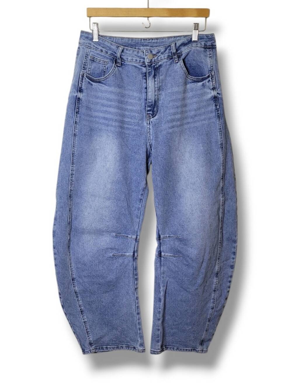Micas Barrel Jeans Large 32 NWT